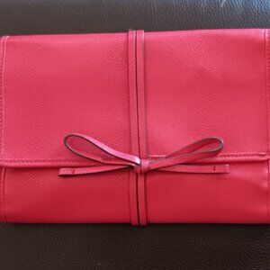 Red and Tan Stella and Dot Travel Jewelry Organizer Used